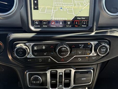 Used 2018 Jeep Wrangler Unlimited Rubicon w/ Dual Top Group image 12