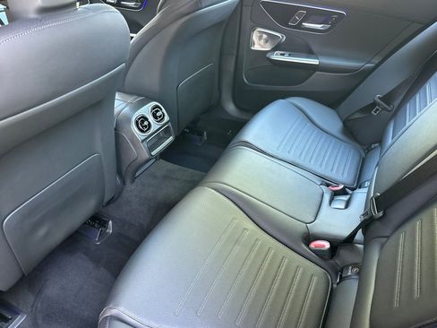 Used 2024 Mercedes-Benz C 300 Sedan image 26