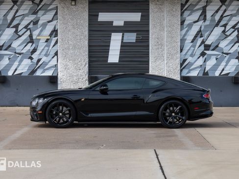 Used 2020 Bentley Continental GT AWD/4WD image 9
