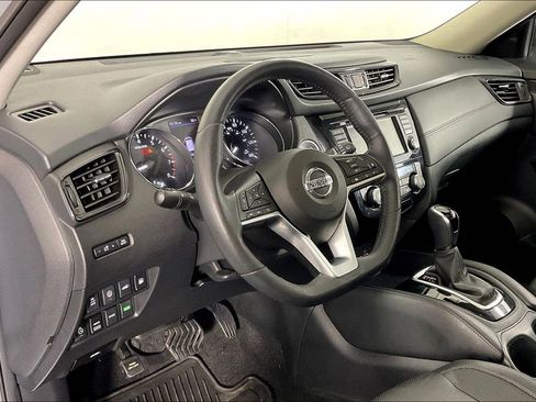 Used 2018 Nissan Rogue SL w/ Premium Package AWD/4WD image 17
