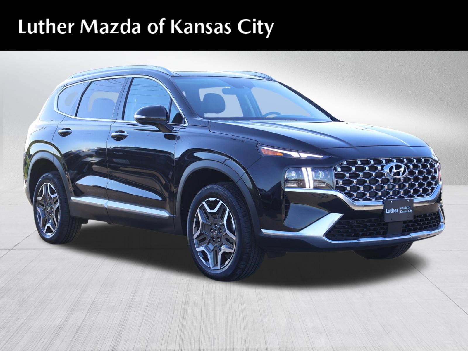 Used 2023 Hyundai Santa Fe Limited w/ Cargo Package AWD/4WD image 1