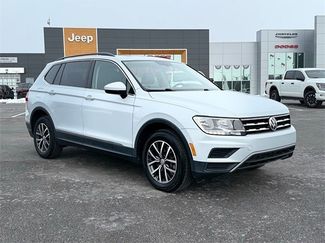 Used 2018 Volkswagen Tiguan SE w/ Panoramic Sunroof Package video 1