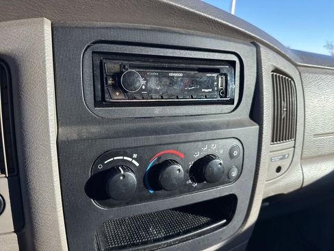 Used 2005 Dodge Ram 1500 Truck SLT w/ Trailer Tow Group image 18