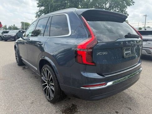 Used 2026 Volvo XC90 B6 Plus w/ Protection Package Premier AWD/4WD image 9