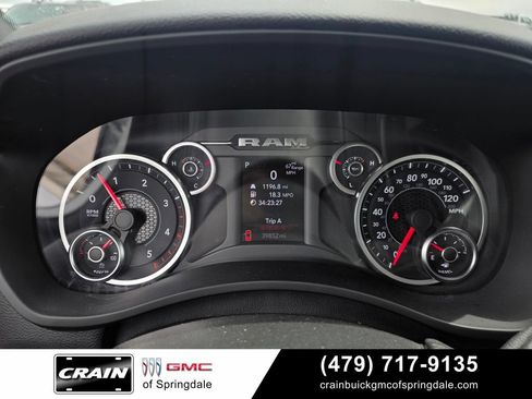 Used 2025 RAM 2500 Big Horn AWD/4WD image 15