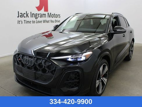 New 2026 Audi SQ5 Premium Plus image 1