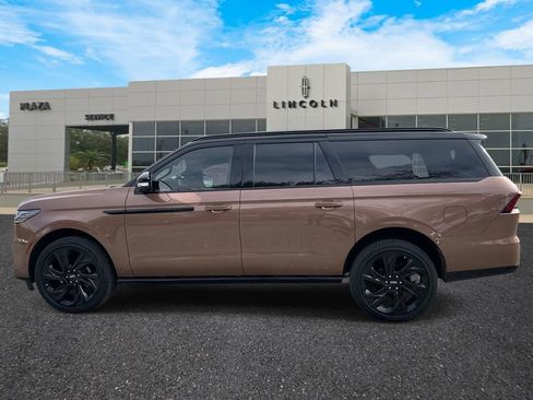 New 2025 Lincoln Navigator L Black Label image 6