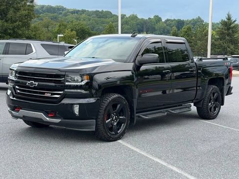 Used 2018 Chevrolet Silverado 1500 LTZ Z71 w/ Redline Edition AWD/4WD image 10
