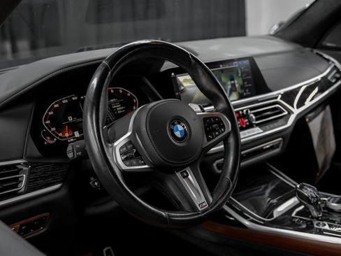 Used 2022 BMW X7 M50i w/ Executive Package image 20