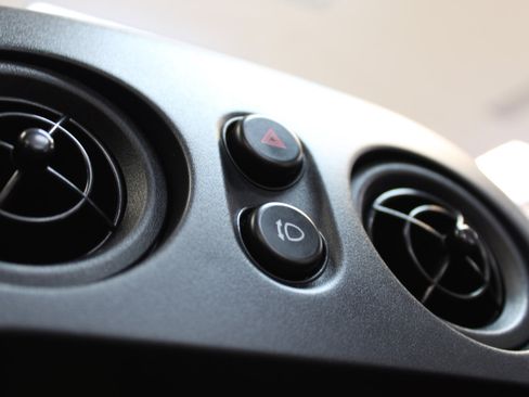 Used 1996 MAZDA MX-5 Miata image 39