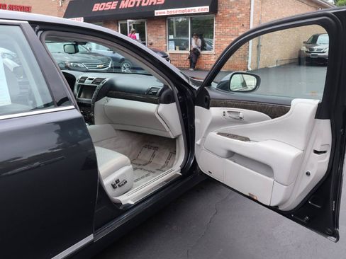 Used 2007 Lexus LS 460 L RWD image 10