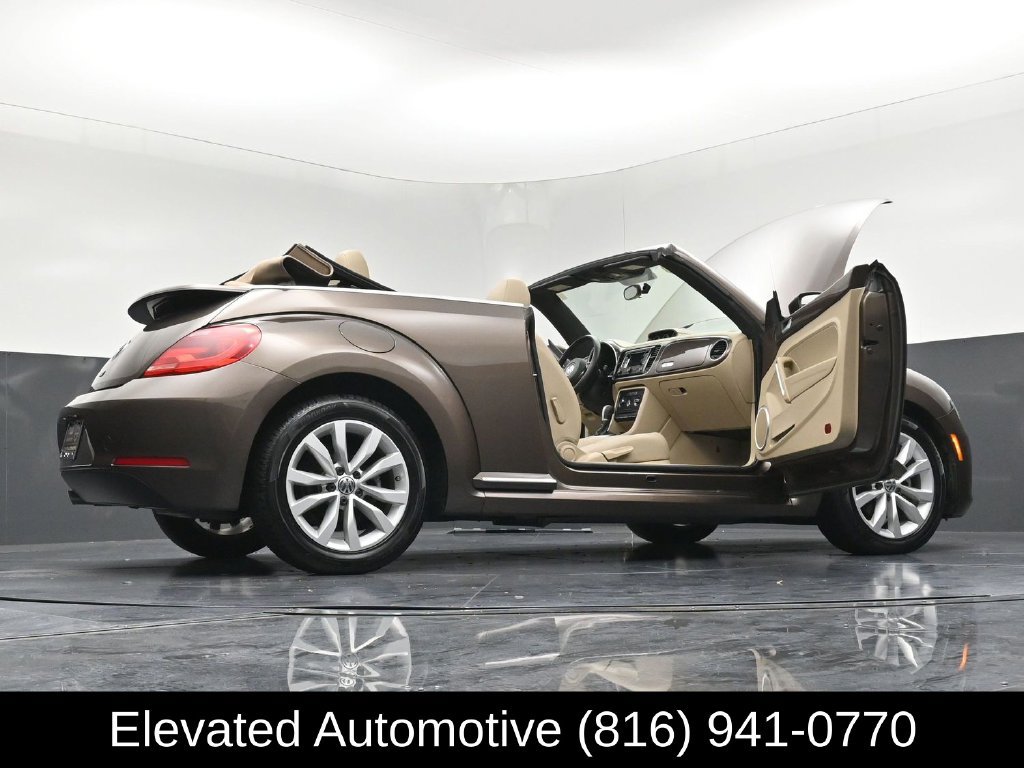 Used 2015 Volkswagen Beetle TDI FWD image 40