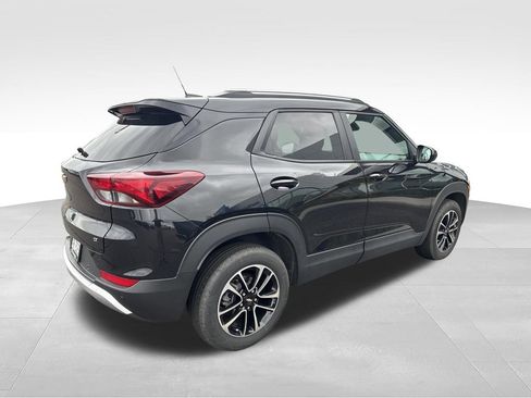 Certified 2024 Chevrolet TrailBlazer LT w/ Convenience Package AWD/4WD image 8