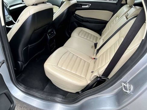 Certified 2024 Ford Edge SEL AWD/4WD image 6