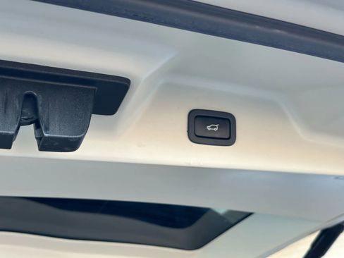 Used 2014 Land Rover Range Rover Autobiography image 29