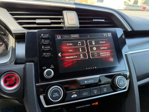 Used 2020 Honda Civic Sport image 40