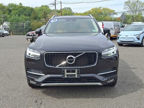 Used 2016 Volvo XC90 T6 Momentum w/ Momentum Plus Package image 2