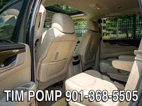 Used 2020 Cadillac Escalade Luxury RWD image 13