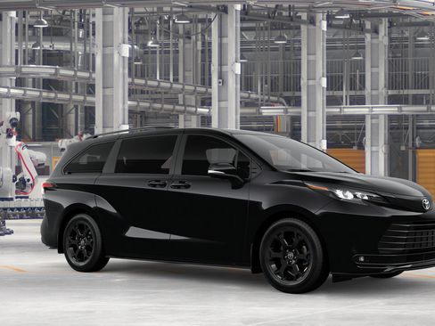New 2026 Toyota Sienna XLE Woodland Edition AWD/4WD image 16