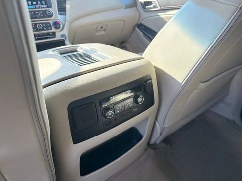 Used 2019 GMC Yukon XL Denali w/ Open Road Package AWD/4WD image 28