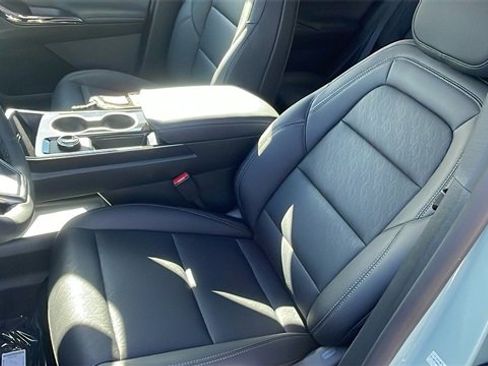 New 2026 Chevrolet Equinox LT image 11