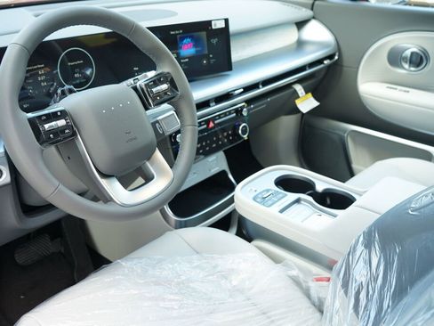 New 2026 Hyundai Ioniq 9 Limited AWD/4WD image 10