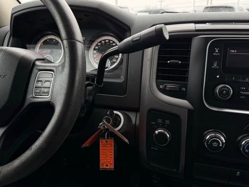 Used 2016 RAM 1500 ST w/ SXT Appearance Group image 10