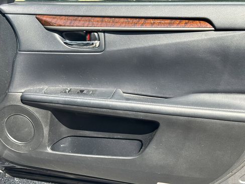 Used 2015 Lexus ES 350 w/ Luxury Package image 14