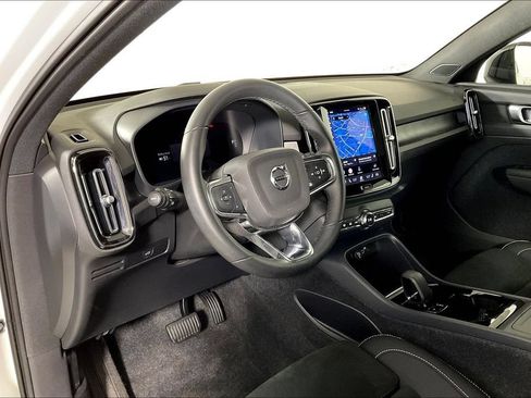 Used 2023 Volvo C40 P8 Recharge Plus AWD/4WD image 14