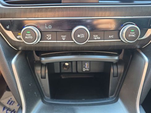 Used 2020 Honda Accord EX image 23