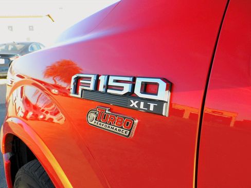 Used 2019 Ford F150 XLT w/ Equipment Group 302A Luxury image 7