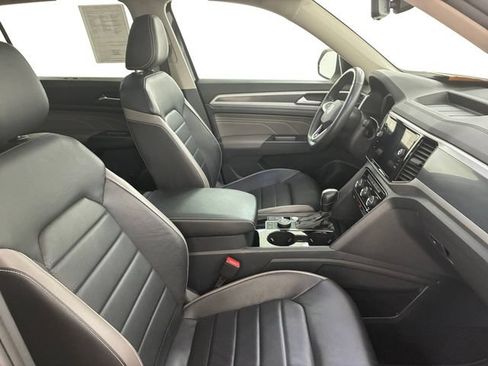 Used 2023 Volkswagen Atlas SEL Premium AWD/4WD image 14