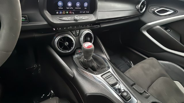Used 2021 Chevrolet Camaro SS RWD image 13