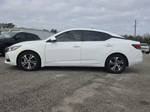 Used 2023 Nissan Sentra SV image 2