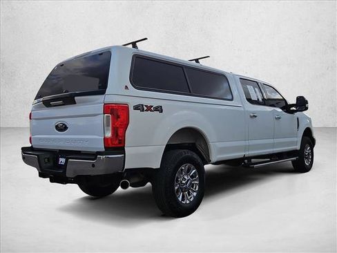Used 2019 Ford F250 XLT w/ XLT Premium Package AWD/4WD image 5