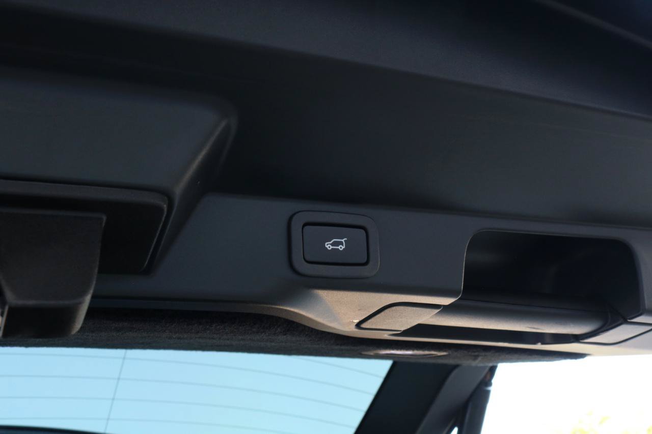 Used 2018 Land Rover Range Rover Sport HSE AWD/4WD image 44
