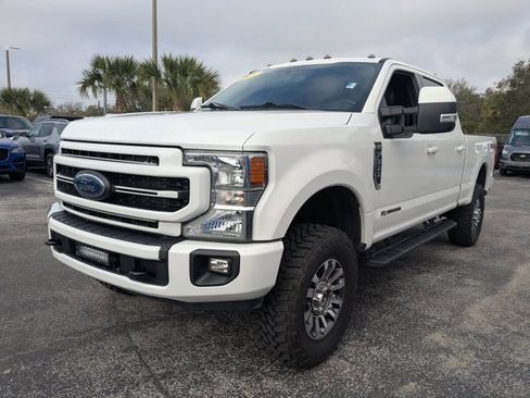 Used 2022 Ford F350 Lariat image 9