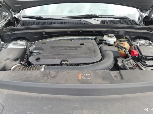 Used 2023 Buick Envision Essence w/ Sport Touring Package FWD image 10