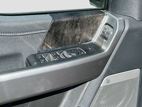 New 2026 Ford F250 Lariat w/ Black Appearance Package image 13