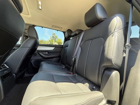 Certified 2024 MAZDA CX-90 Plug-In Hybrid w/ Preferred AWD/4WD image 40