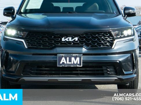Used 2022 Kia Sorento S w/ Panoramic Sunroof Package image 6