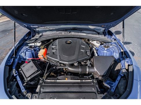 Used 2022 Chevrolet Camaro LT w/ RS Package image 24