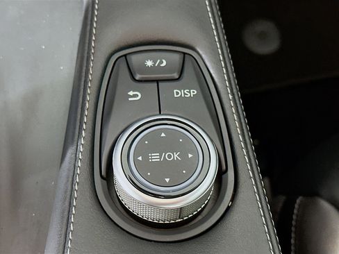 Used 2022 INFINITI QX50 Luxe image 24