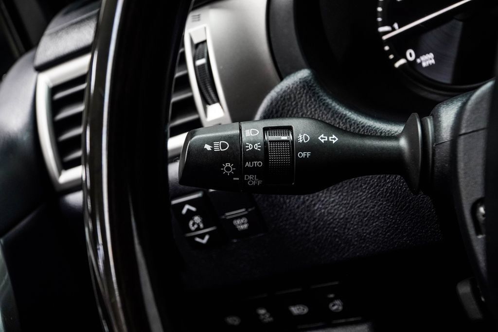 Used 2023 Lexus GX 460 Premium w/ Premium Package AWD/4WD image 43