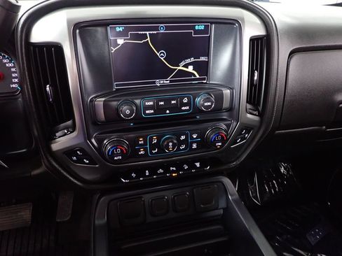 Used 2019 Chevrolet Silverado 2500 LTZ w/ Duramax Plus Package AWD/4WD image 31