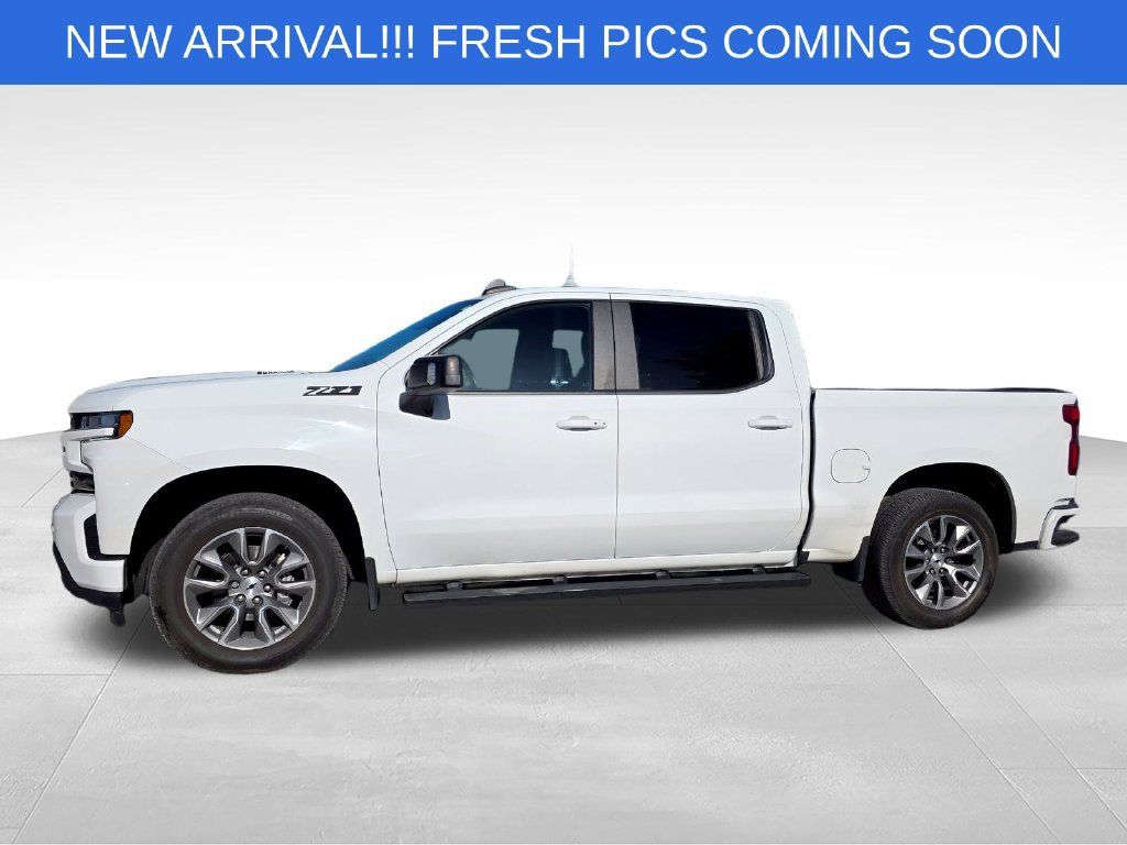 Used 2021 Chevrolet Silverado 1500 RST AWD/4WD image 3