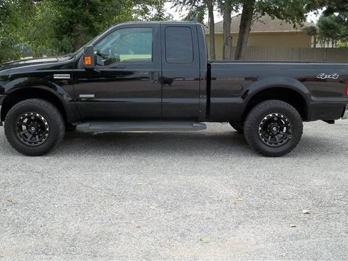 Used 2007 Ford F250 4x4 SuperCab Super Duty image 2