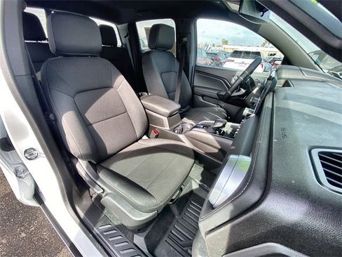 Certified 2026 Chevrolet Colorado LT image 19