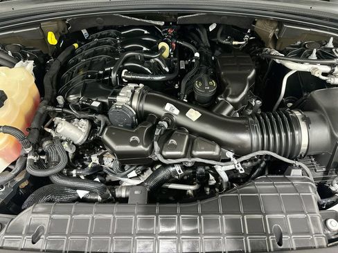 Used 2022 Jeep Grand Cherokee L Limited RWD image 32