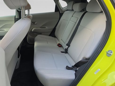 Used 2024 Hyundai Kona SEL FWD image 10